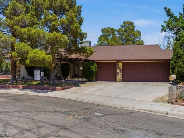 3188 Moonflower Drive , Las Vegas, NV 89146