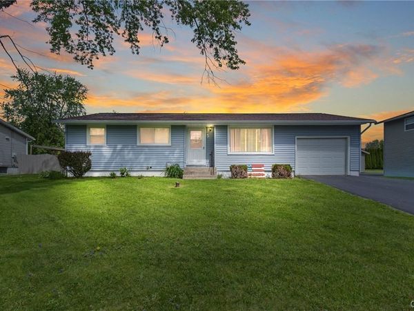 8326 Doreen Avenue , Cicero, NY 13039