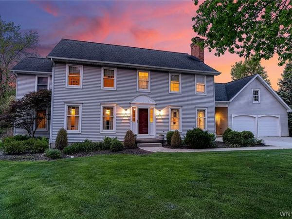 19 Shelbourne Court, Buffalo, NY 14221