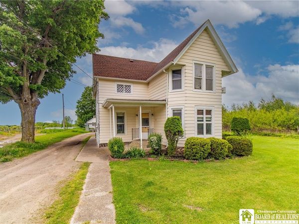 3818 Lakeview Road , Fredonia, NY 14063