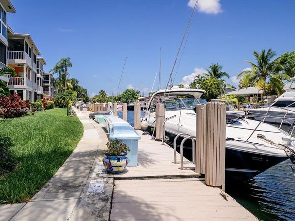 1000 SW 12th St , Unit 203, Fort Lauderdale, FL 33315