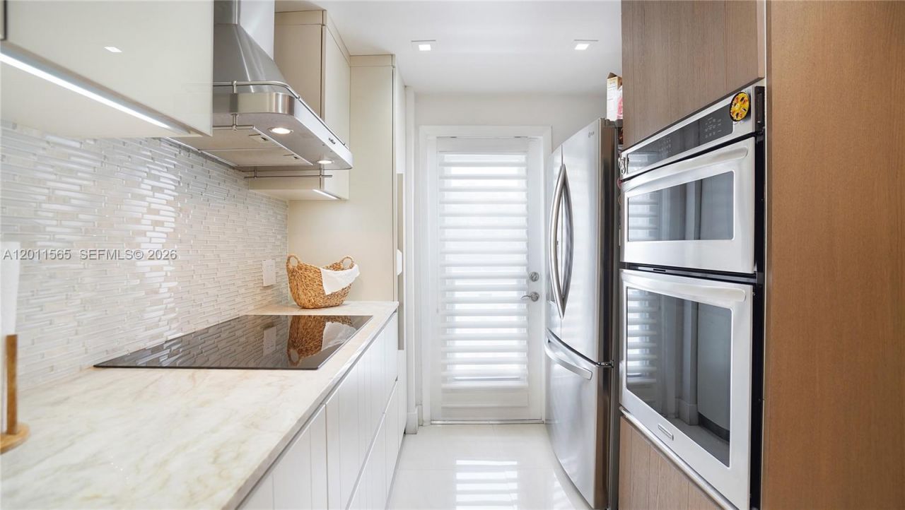 1000 SW 12th St, Unit 203, Fort Lauderdale, FL 33315 Photo