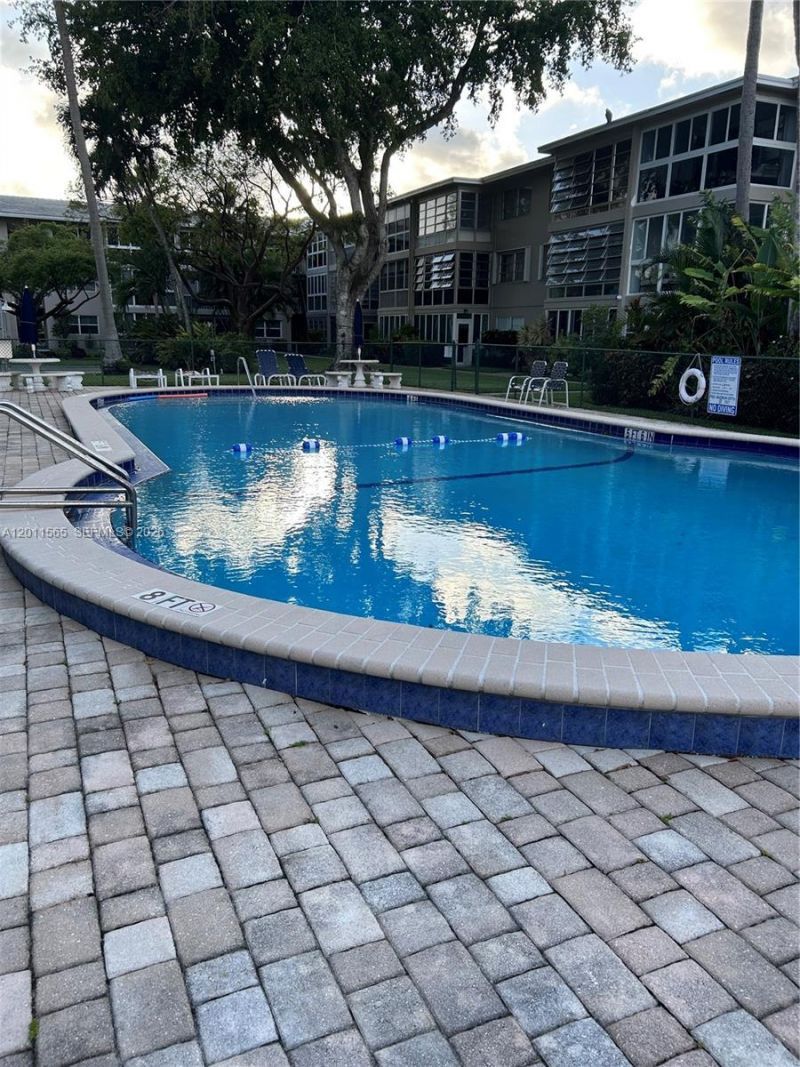 1000 SW 12th St , Unit 203, Fort Lauderdale, FL 33315 Photo