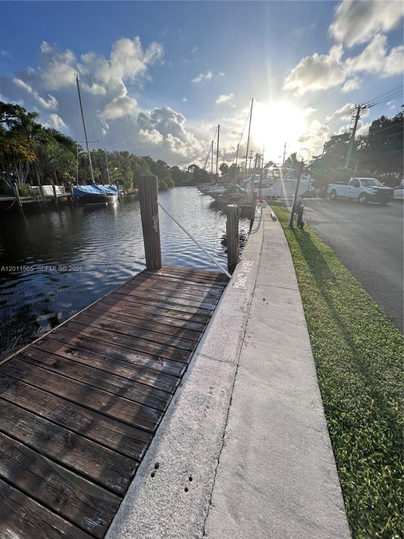 1000 SW 12th St , Unit 203, Fort Lauderdale, FL 33315 Photo