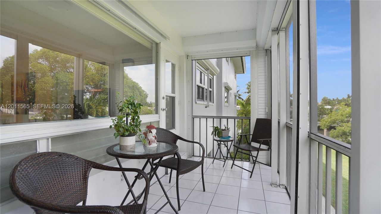 1000 SW 12th St, Unit 203, Fort Lauderdale, FL 33315 Photo