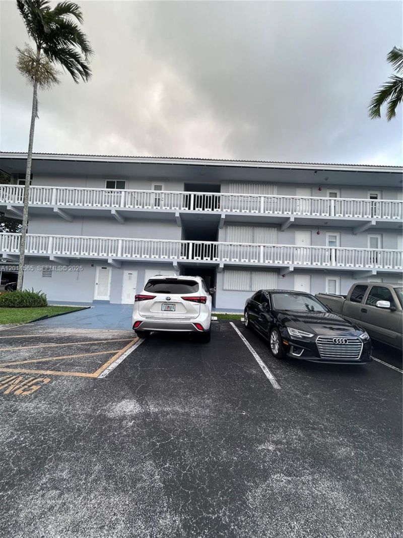 1000 SW 12th St , Unit 203, Fort Lauderdale, FL 33315 Photo