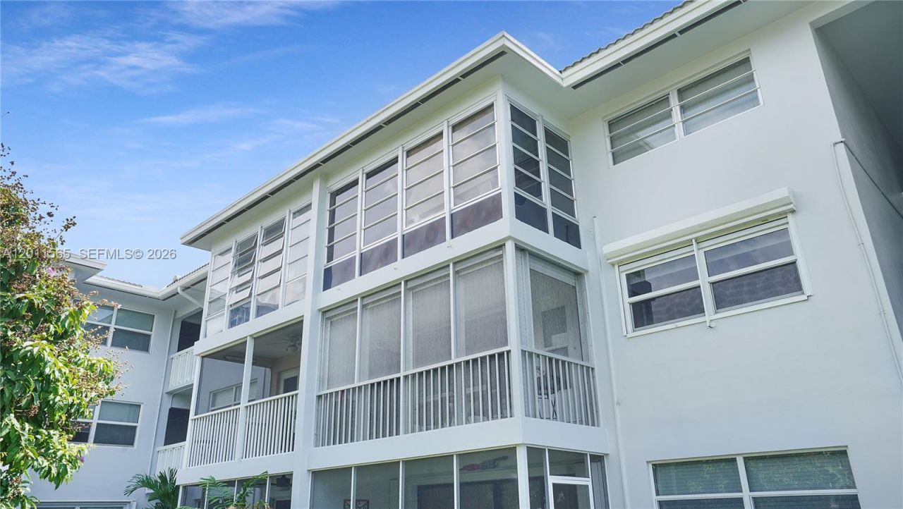 1000 SW 12th St, Unit 203, Fort Lauderdale, FL 33315 Photo