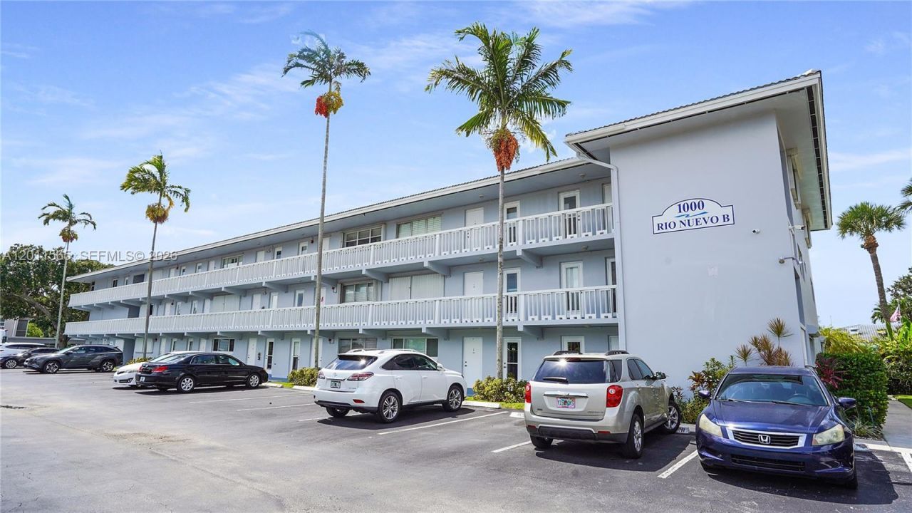 1000 SW 12th St, Unit 203, Fort Lauderdale, FL 33315 Photo
