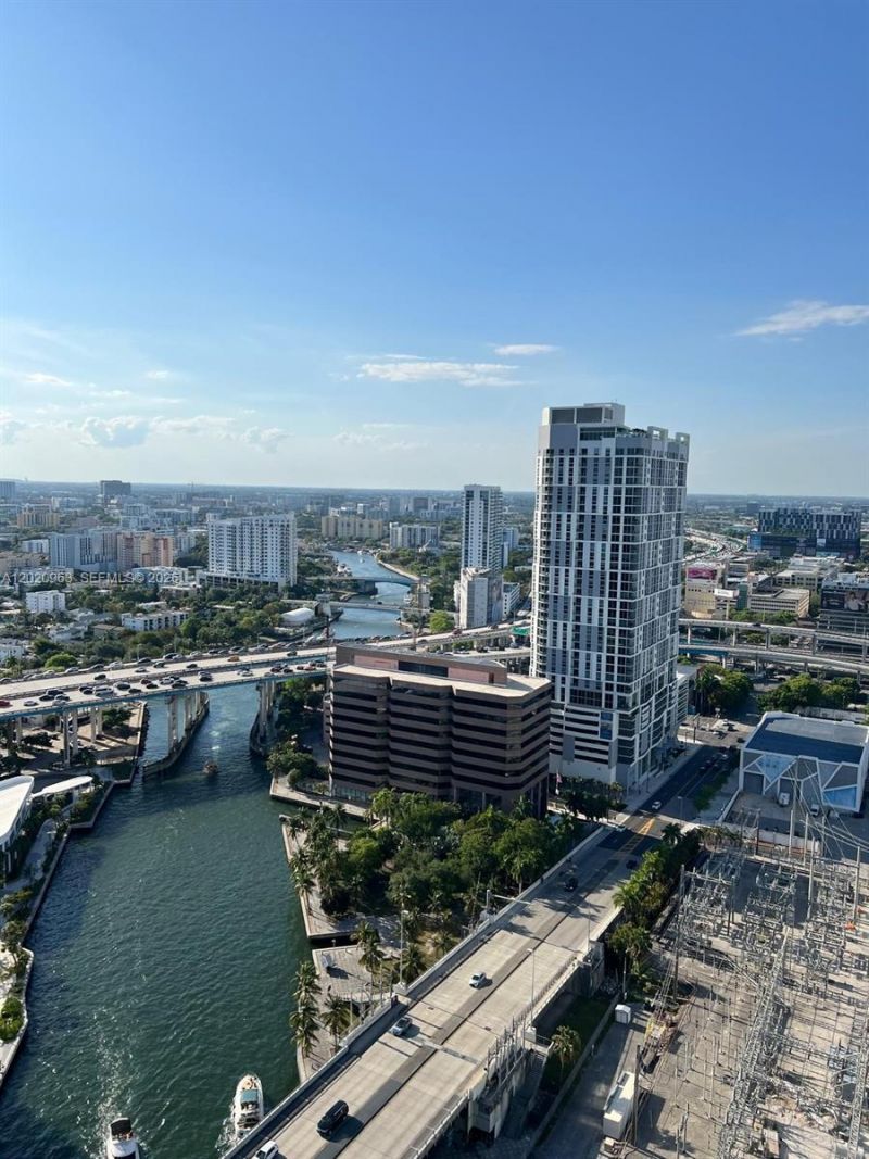 185 SW 7th St , Unit 3209, Miami, FL 33130 Photo
