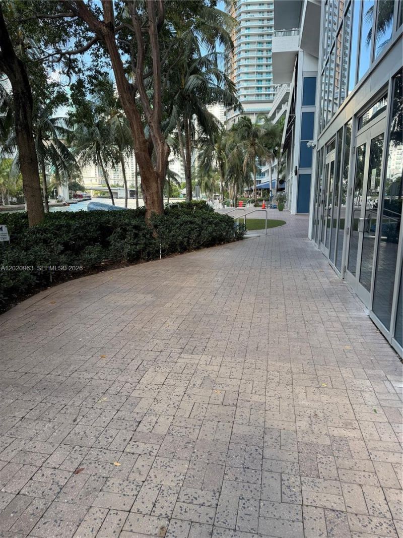 185 SW 7th St , Unit 3209, Miami, FL 33130 Photo