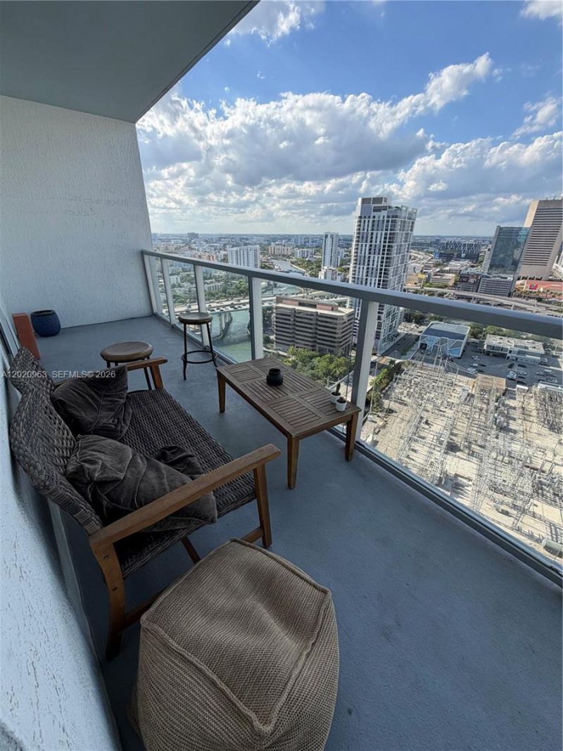 185 SW 7th St , Unit 3209, Miami, FL 33130 Photo