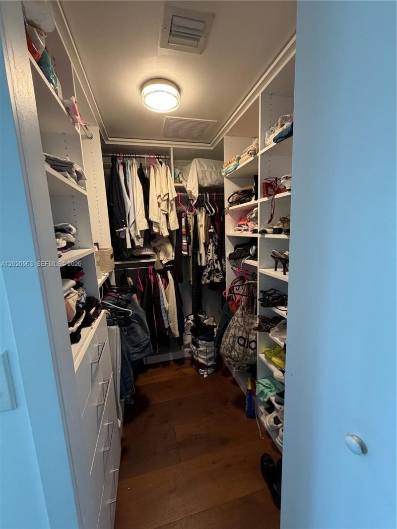 185 SW 7th St , Unit 3209, Miami, FL 33130 Photo