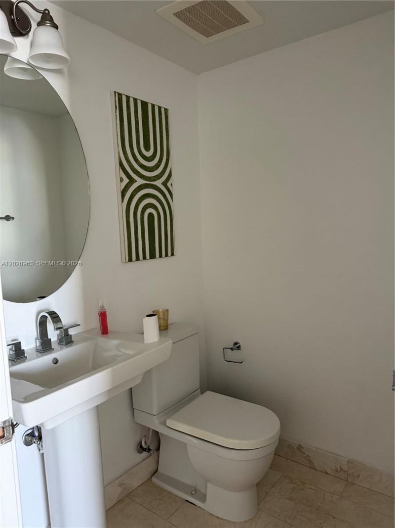 185 SW 7th St , Unit 3209, Miami, FL 33130 Photo