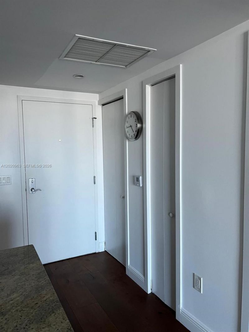 185 SW 7th St , Unit 3209, Miami, FL 33130 Photo