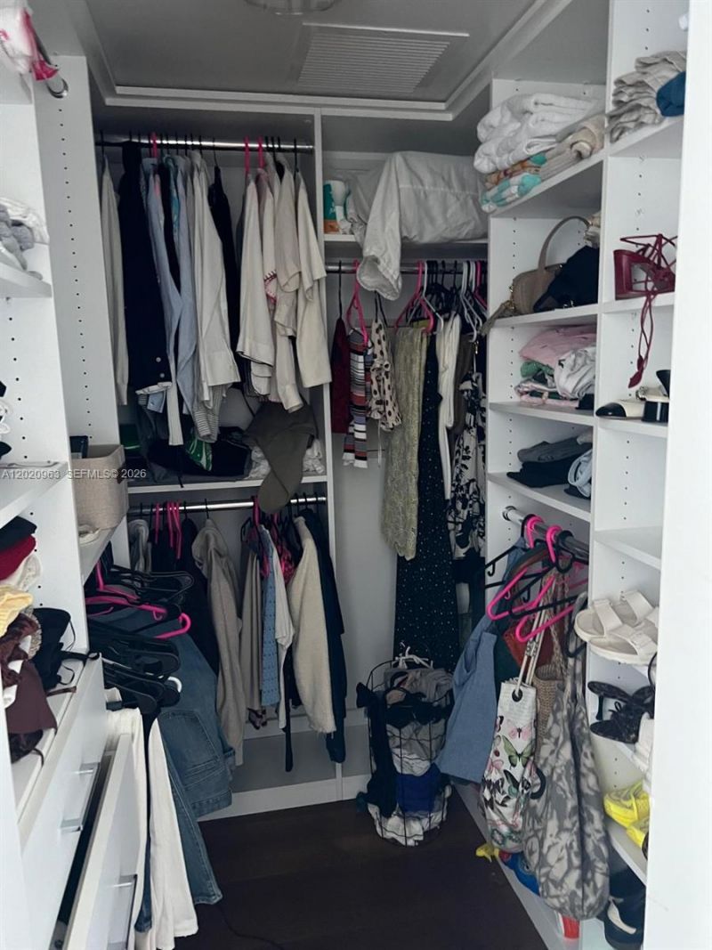 185 SW 7th St , Unit 3209, Miami, FL 33130 Photo