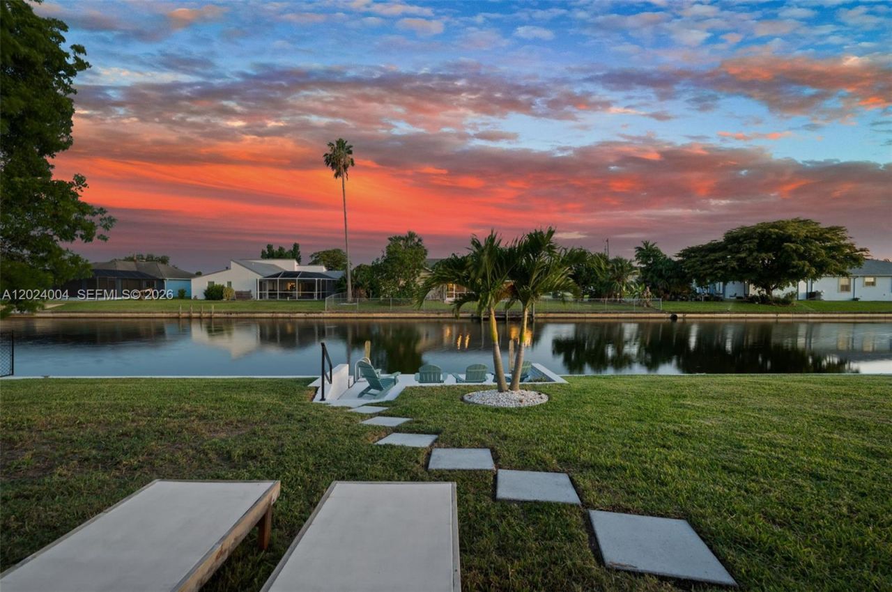 2102 SE 8th Street, Cape Coral, FL 33990 Photo