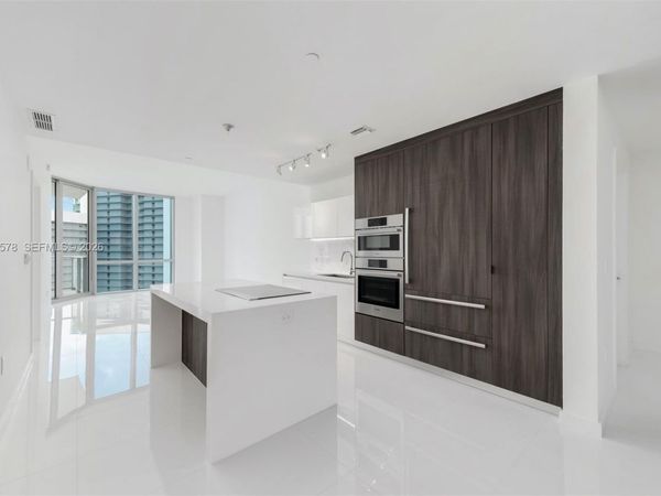 851 NE 1st Ave , Unit 4305, Miami, FL 33132