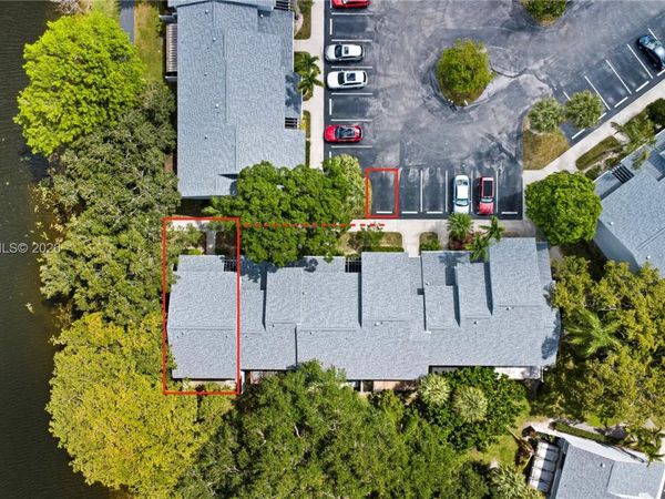 2753 NW 42nd Ave , Coconut Creek, FL 33066