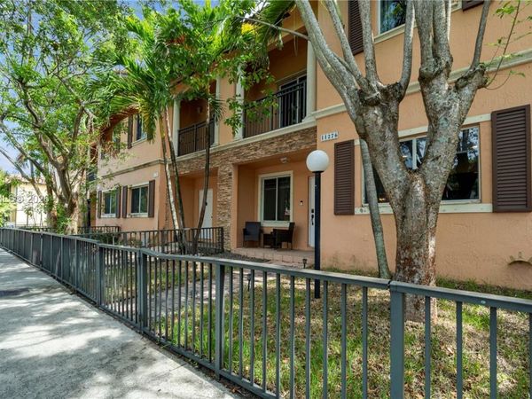 11276 SW 229th Ter , Miami, FL 33170