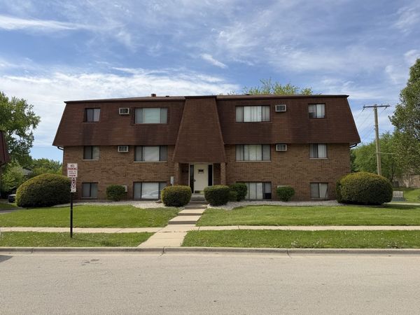 1465 Abbott Drive , Unit BE, Elgin, IL 60123