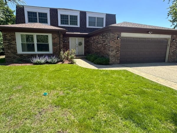 11 BIRCHWOOD Avenue , Deerfield, IL 60015