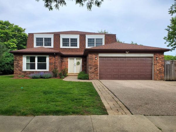 11 BIRCHWOOD Avenue , Deerfield, IL 60015