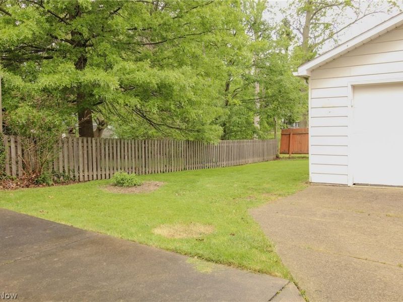 28101 Lake Shore Boulevard, Euclid, OH 44132 Photo 21
