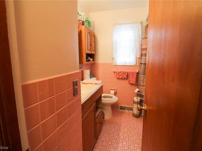 28101 Lake Shore Boulevard, Euclid, OH 44132 Photo 6