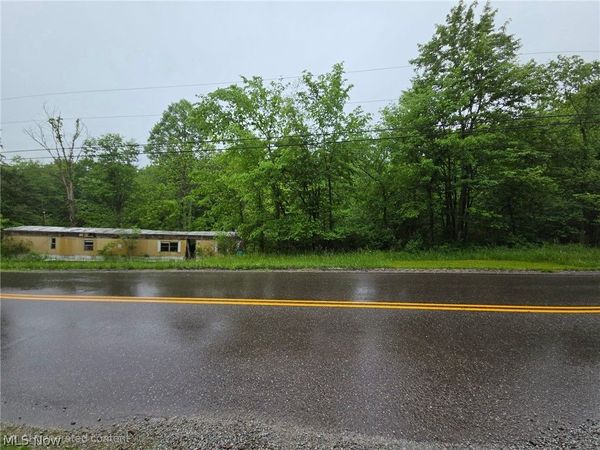 2799 Johnstown Road NE, Dover, OH 44622