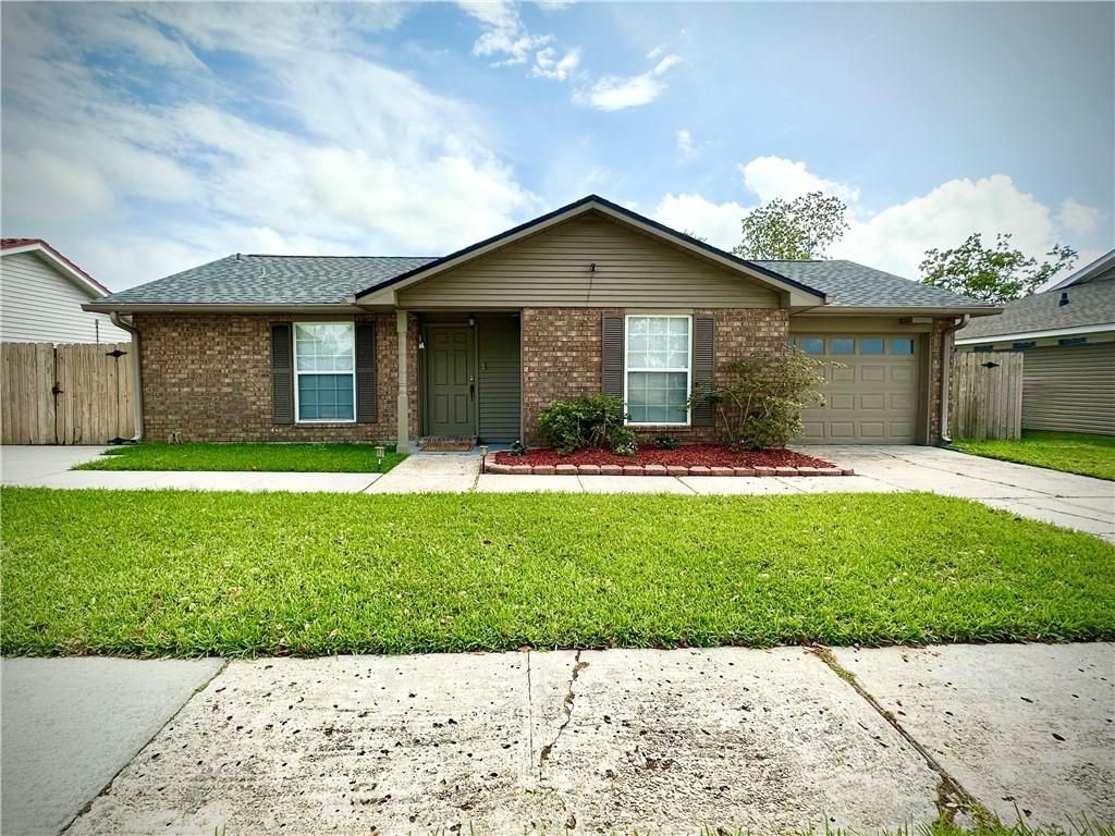 2725 OAK FOREST Boulevard  Marrero, LA 