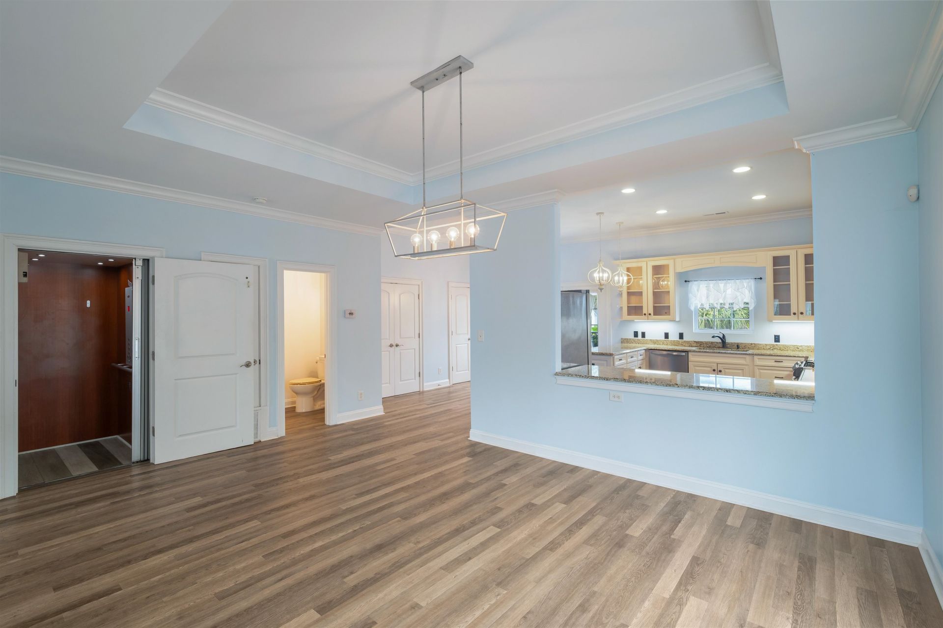 4302 Grande Harbour Blvd.  Photo 12