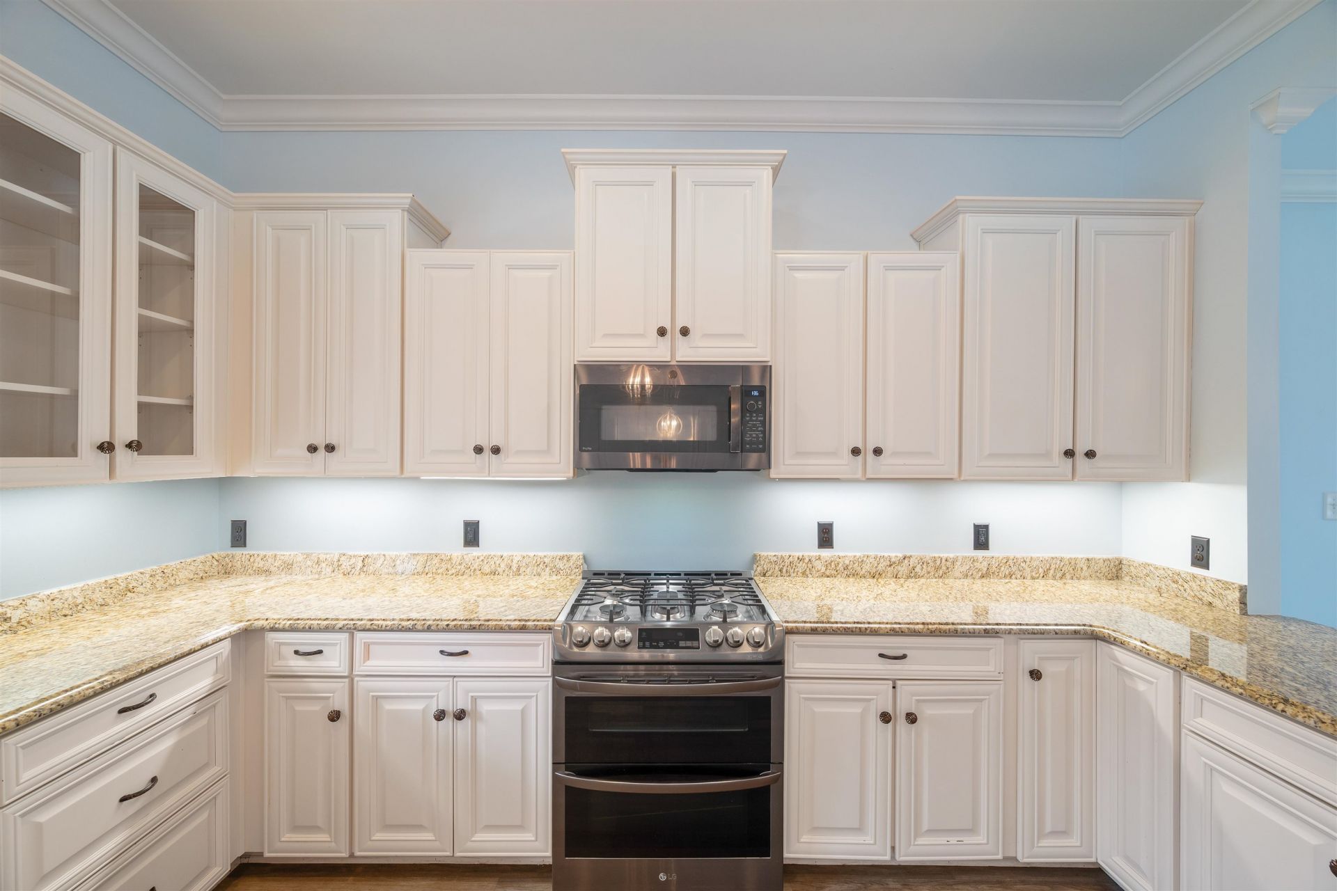 4302 Grande Harbour Blvd.  Photo 18