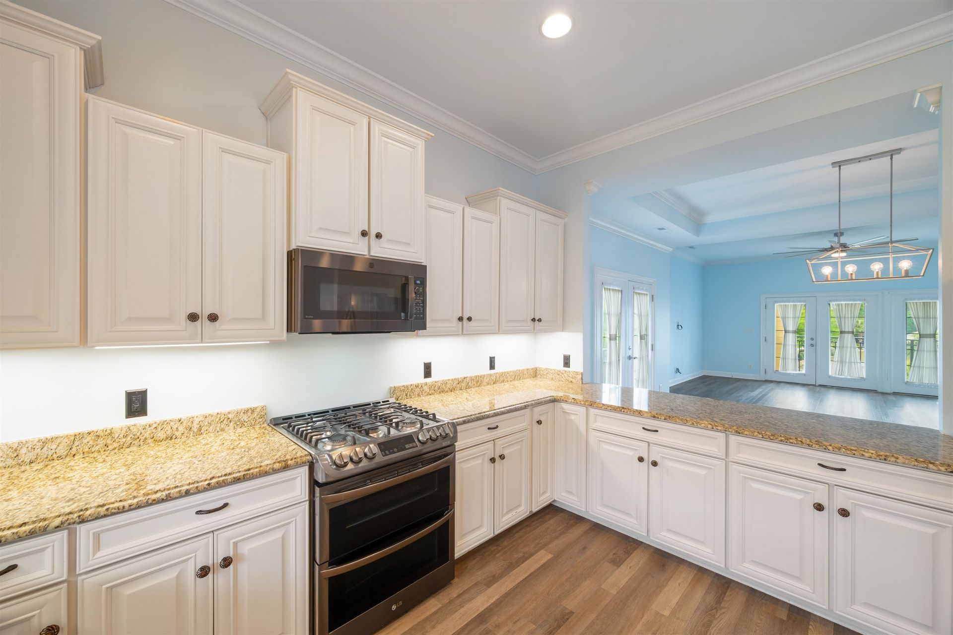4302 Grande Harbour Blvd.  Photo 19