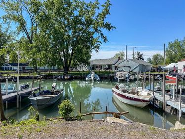 River Ln River Lane Boat Wls , Grosse Ile Twp, MI 48138