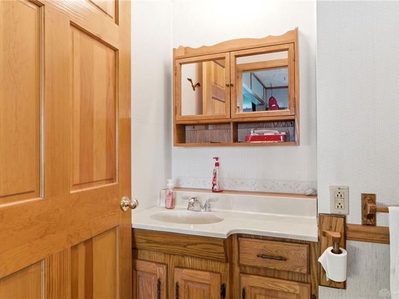2087 Turnbull Road, Beavercreek, OH 45431 Photo 8