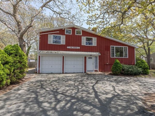 140 Buckwood Drive, Barnstable, MA 02601