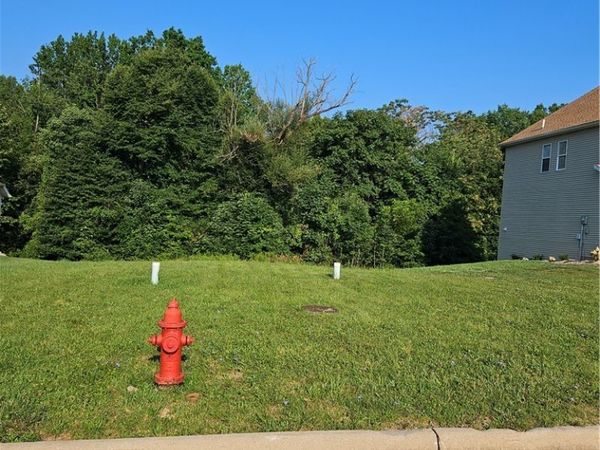 6318 Valley Ranch Drive, Maple Heights, OH 44137