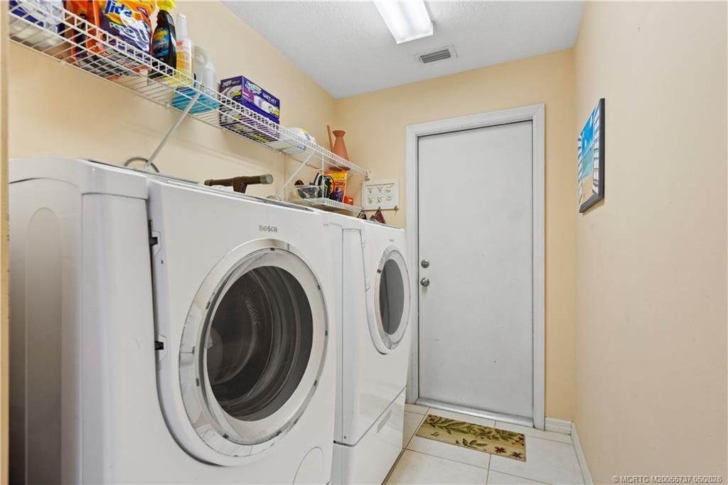 2631 NW Windemere Drive, Jensen Beach, FL 34957 Photo