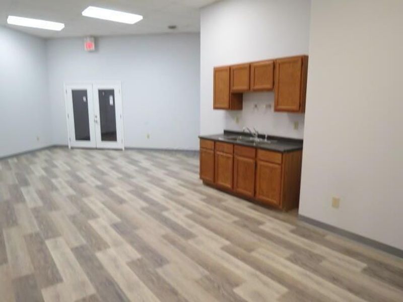 475 E Main Street , Unit B, Circleville, OH 43113 Photo 10