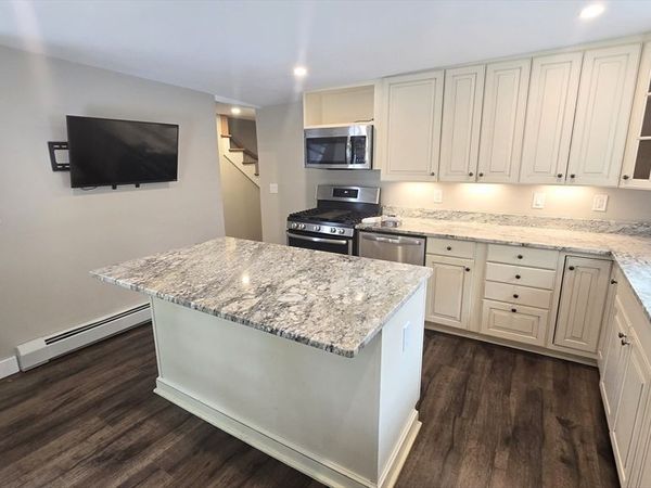 15 Central Street, Unit 4, Georgetown, MA 01833