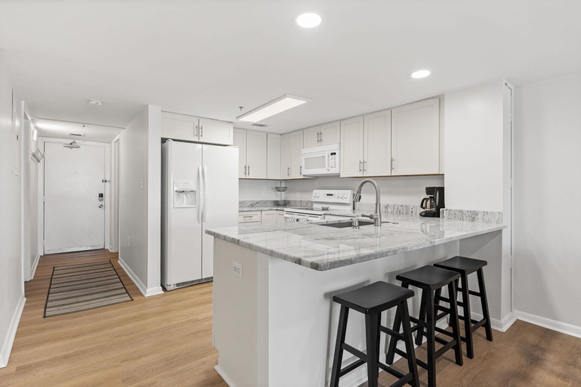 6100 N Ocean Blvd.  Photo 5