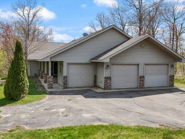 127 Eagle Drive, Coleraine, MN 55722