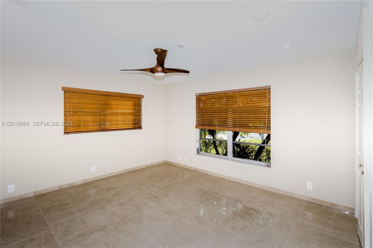 16641 Royal Poinciana Dr, Weston, FL 33326 Photo