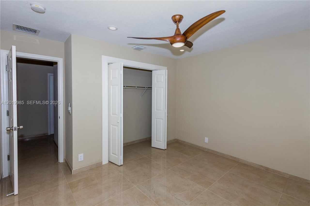 16641 Royal Poinciana Dr, Weston, FL 33326 Photo