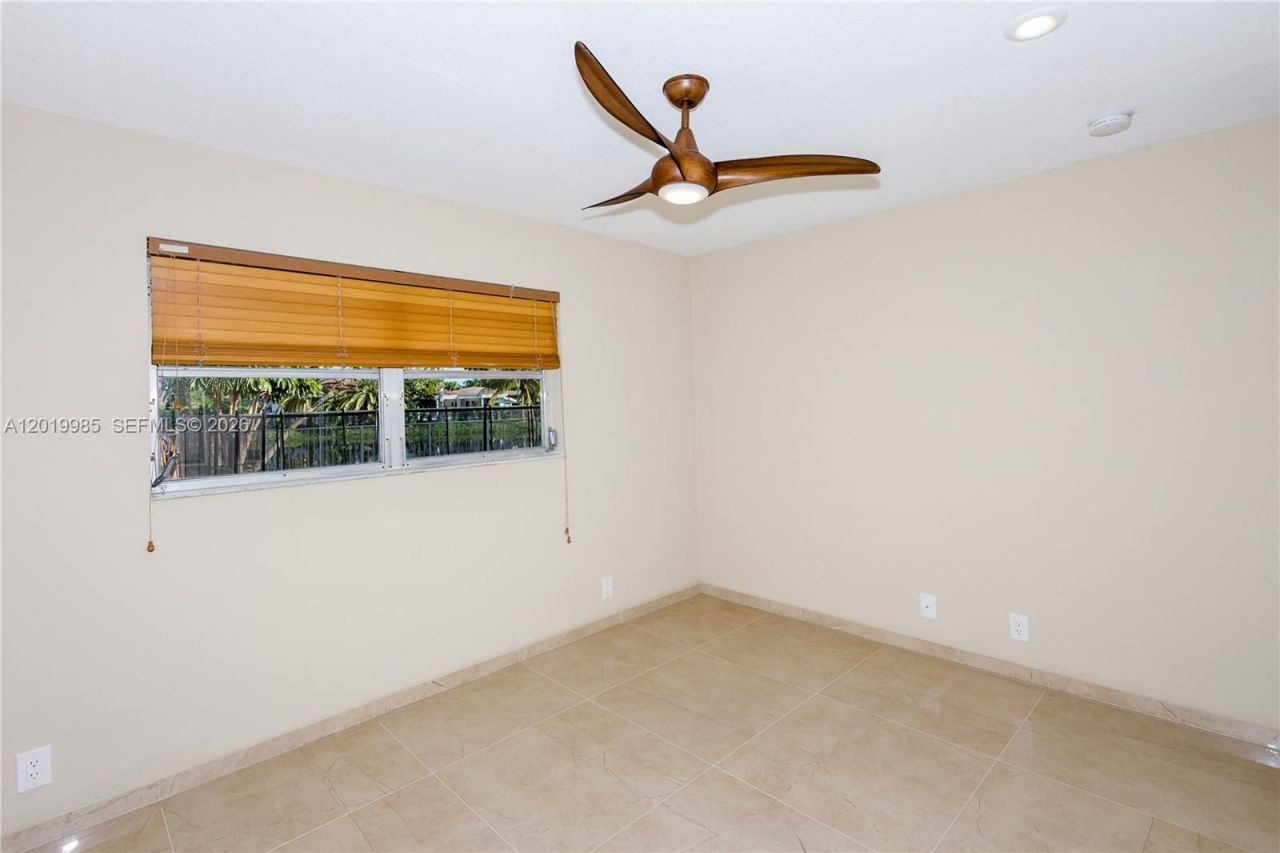 16641 Royal Poinciana Dr, Weston, FL 33326 Photo