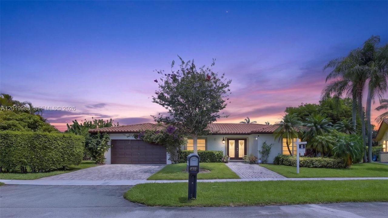 16641 Royal Poinciana Dr, Weston, FL 33326 Photo