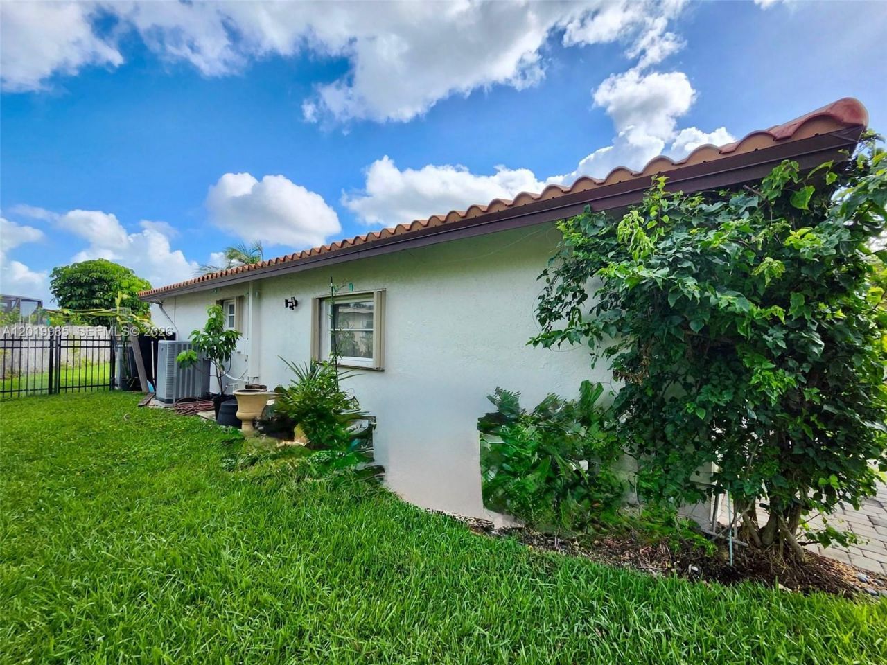 16641 Royal Poinciana Dr, Weston, FL 33326 Photo
