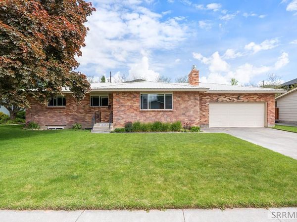 1850 Carmel Drive, IDAHO FALLS, ID 83402
