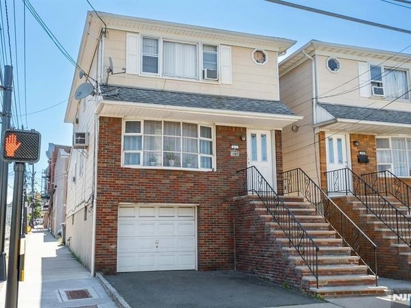 351 2nd Street, EAST NEWARK, NJ 07029