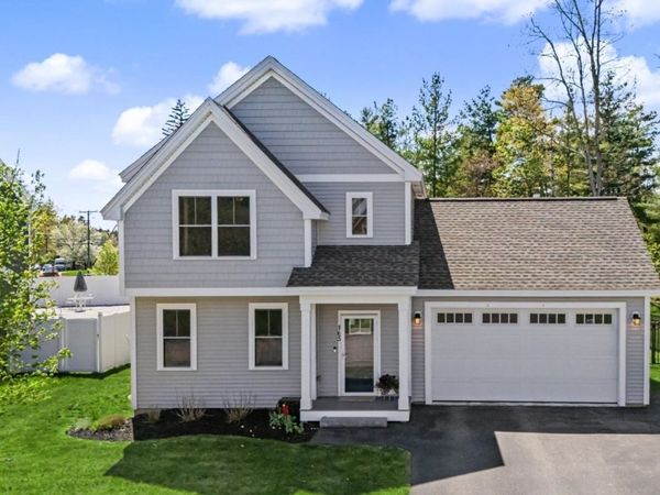 165 Shore Drive, Nashua, NH 03062